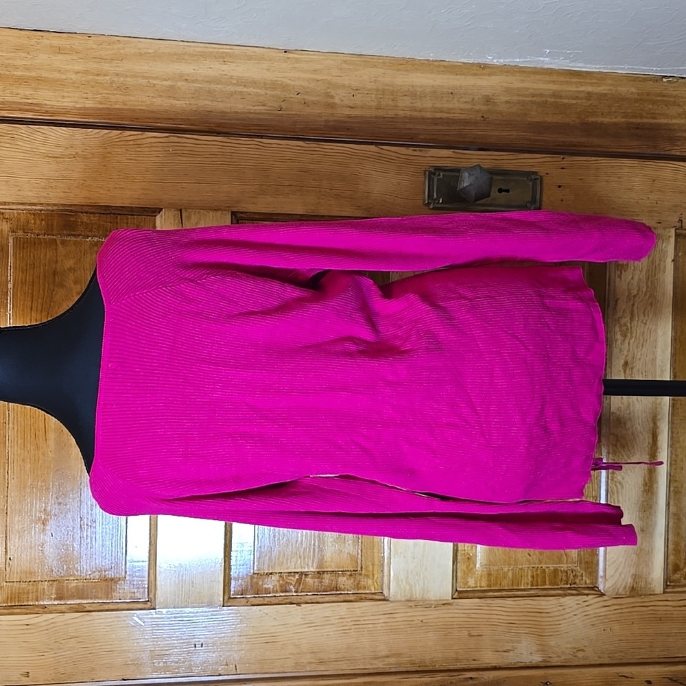 New York & Company Bold Pink Sweater XL - Picture 5 of 6